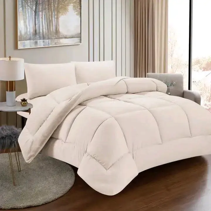 Edredón blanco de cama - 4