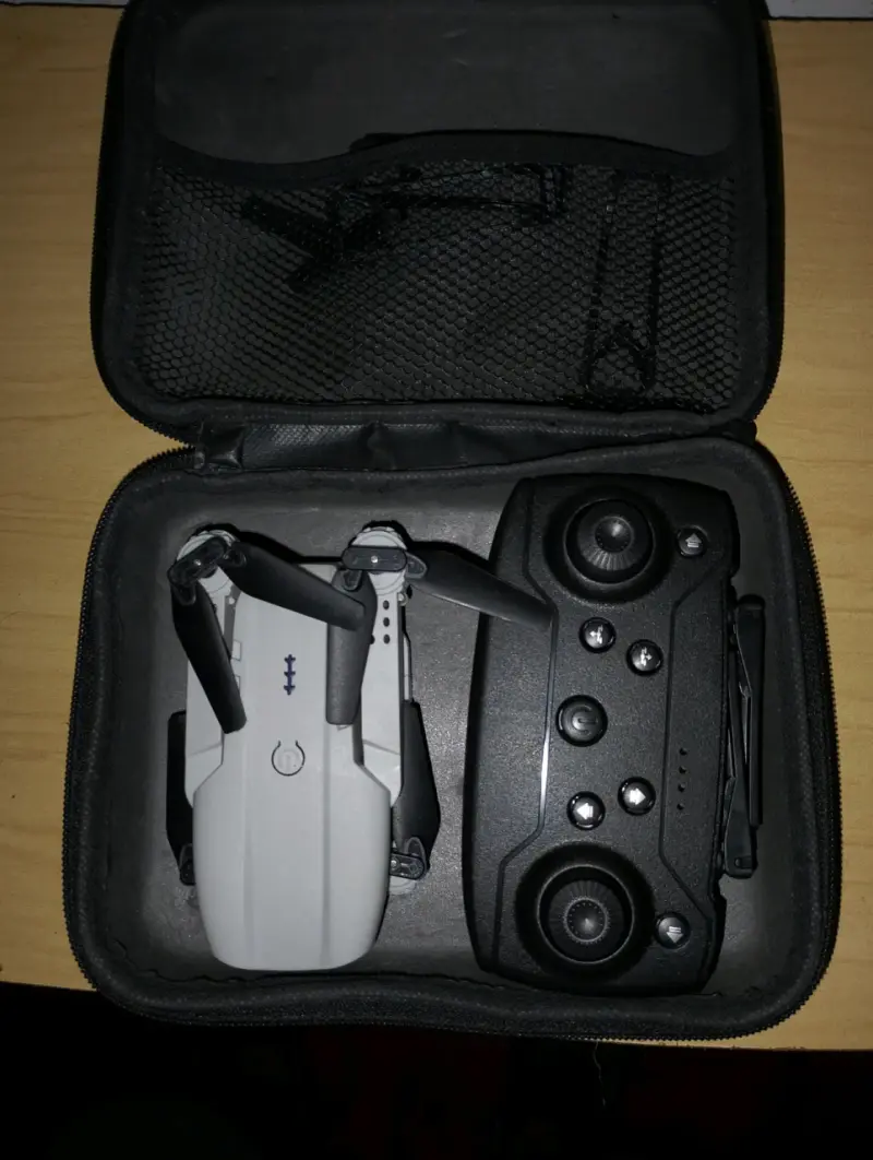 Drone plegable con control remoto
