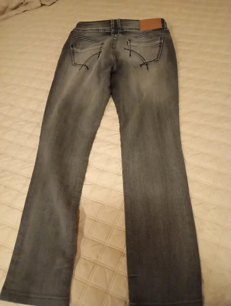 Jeans gris deslavados - 2