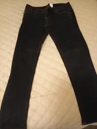 Pantalones negros ajustados - miniatura 1