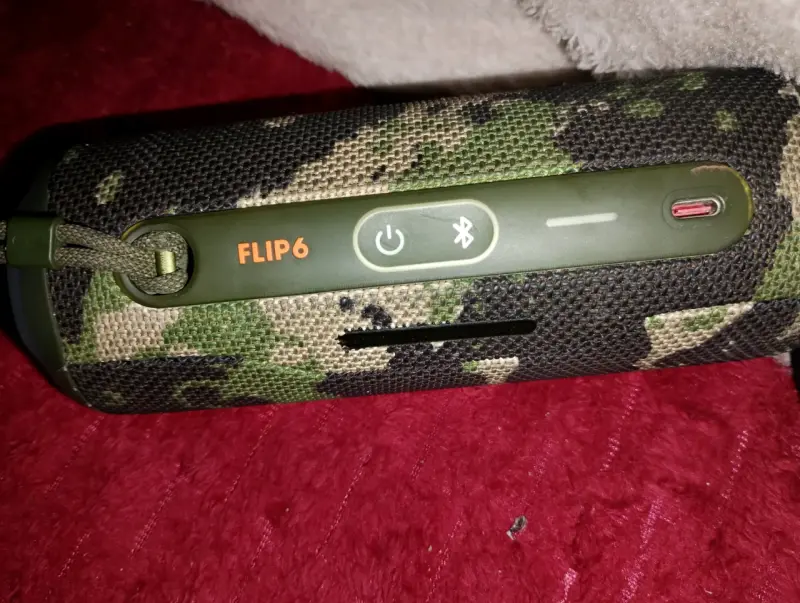 Parlante portátil camuflado - 2