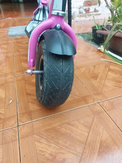 Scooter eléctrico rosa adulto - miniatura 3
