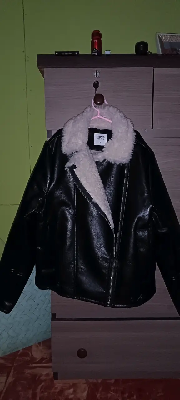 Chaqueta negra con forro y polar por dentro - 2