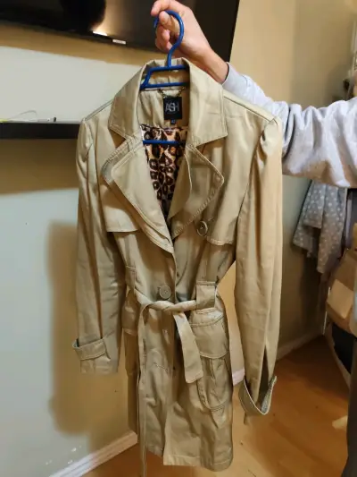 Abrigo trech beige con estampado leopardo - miniatura 1