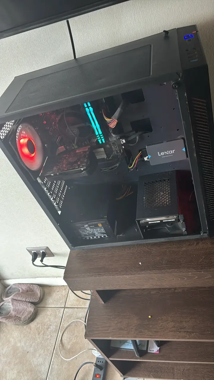 PC Gamer. - 1
