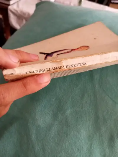Libro Una niña llamada Ernestina - Enriqueta Flore - miniatura 2