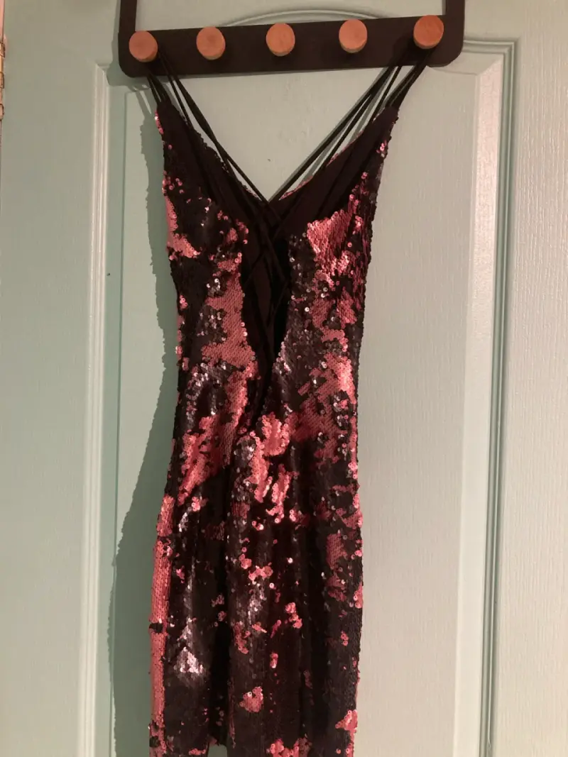 Vestido de lentejuelas rosado - 2