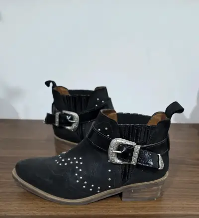 Botines negros con hebilla - miniatura 1