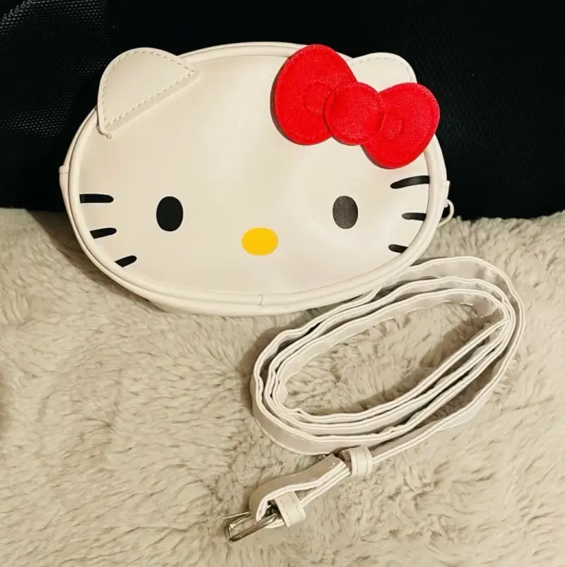 Banano Hello Kitty blanco