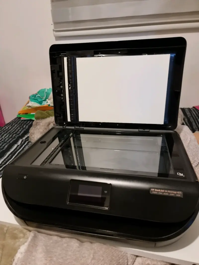 Impresora HP DeskJet 4675 - 3