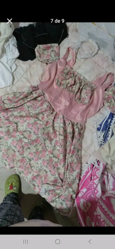 Vestido floral rosa - miniatura 2