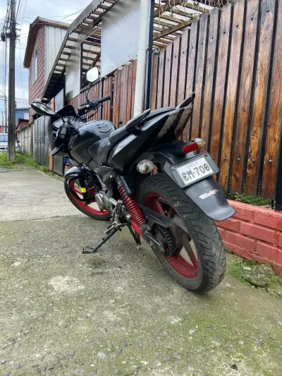 moto bajaj pulsar180 - miniatura 1