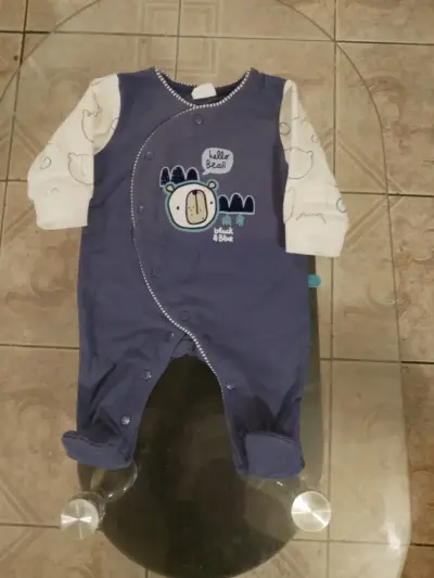 Pijama bebé azul con oso - miniatura 2