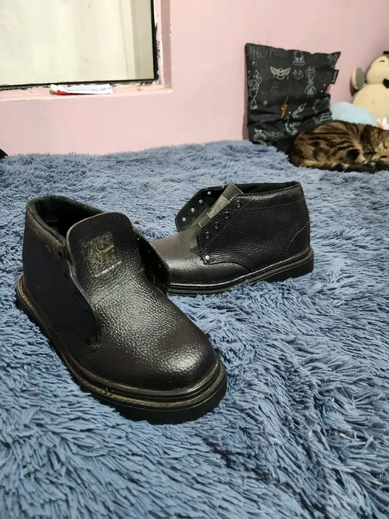 Botines negros de cuero - 3
