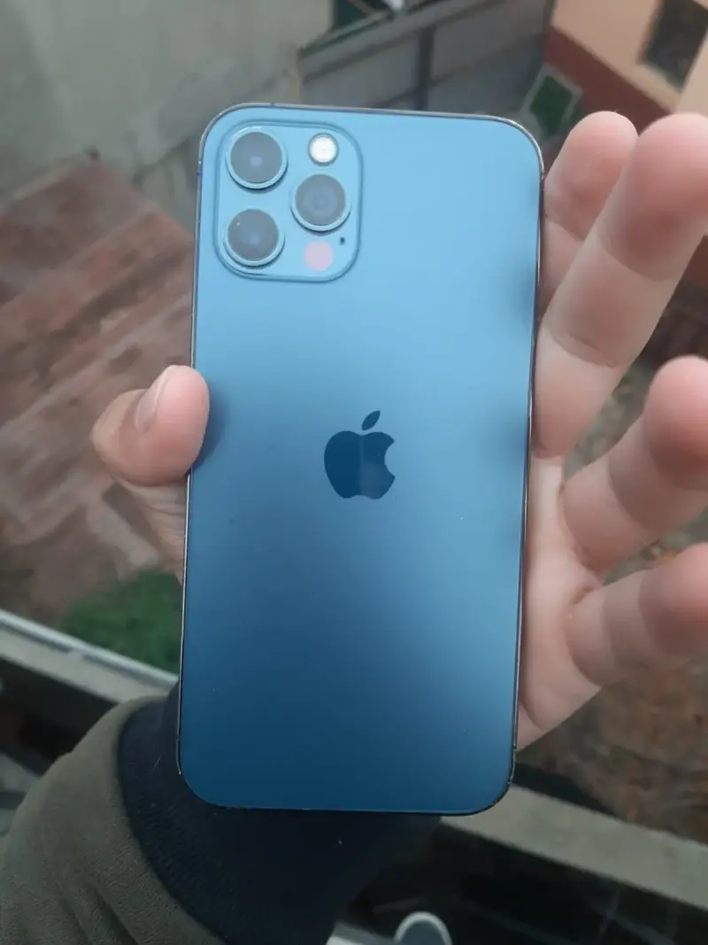 iPhone 12 Pro - 1
