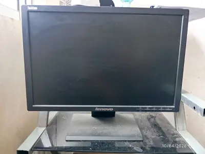 Monitor Lenovo ThinkVision - miniatura 1