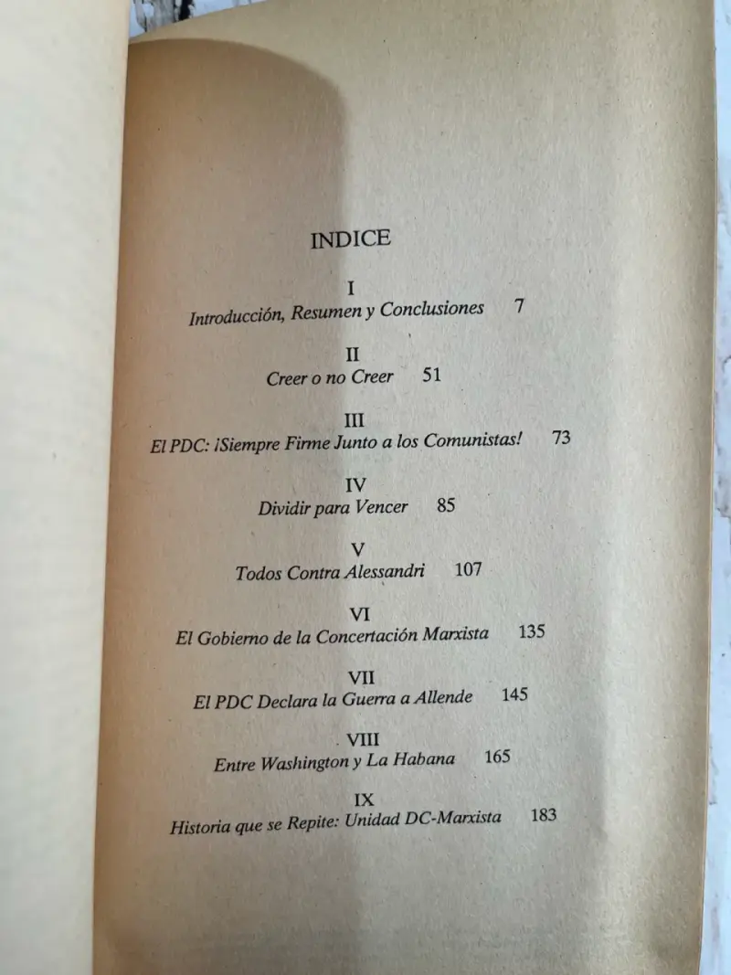 Libro 'Chile al borde de una trampa' - 5