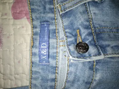 Jeans celestes. - miniatura 2