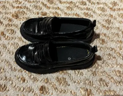 Mocasines negros charol talla 31 - miniatura 1