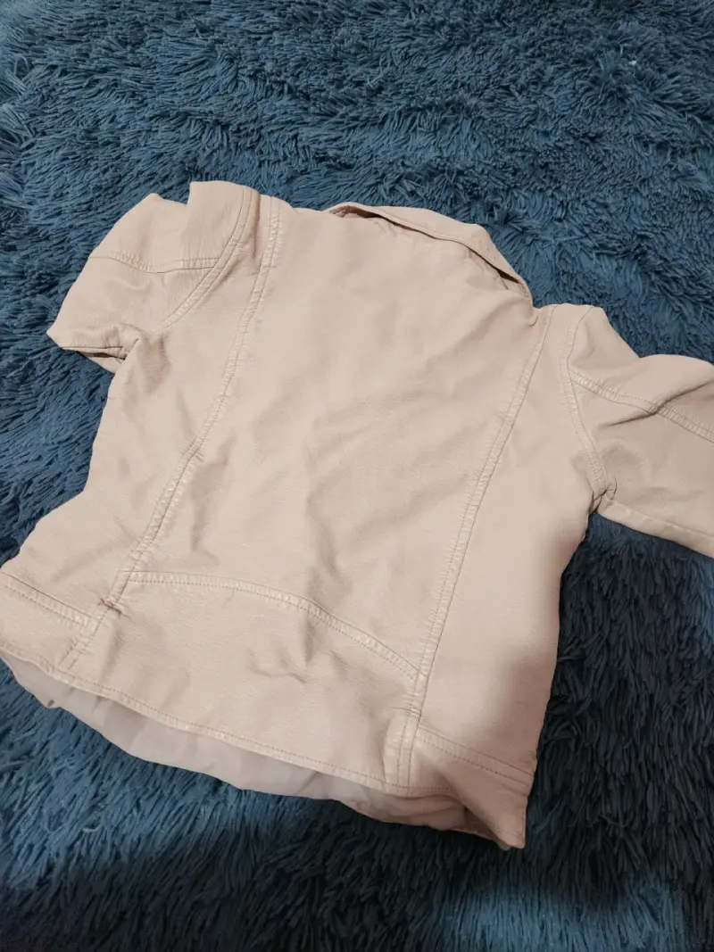 Chaqueta estilo motociclista rosa - 4