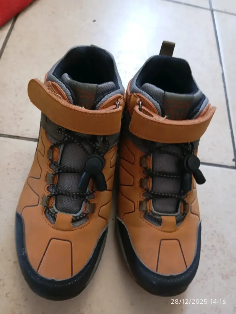 Zapatillas infantiles outdoor de niño - 2