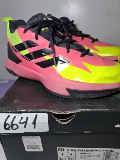 Zapatillas deportivas basquetball N°36.5 - miniatura 1