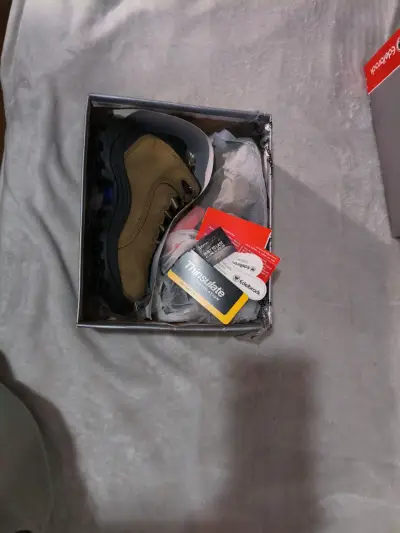 Botas de seguridad Edelbrock nuevas - miniatura 1