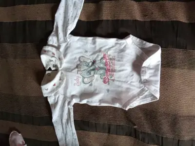 Ropa bebe - miniatura 1