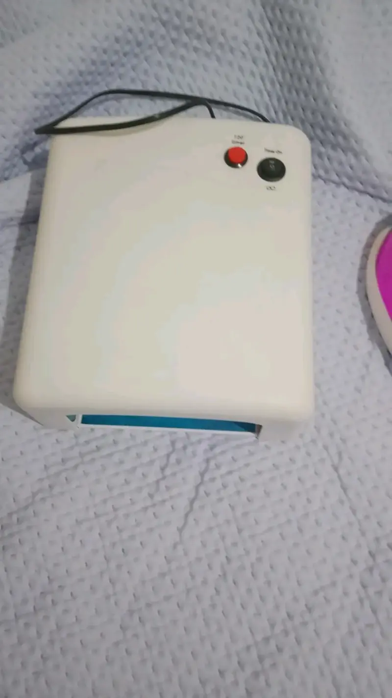 Set de manicura y pedicura con lámpara LED - 2