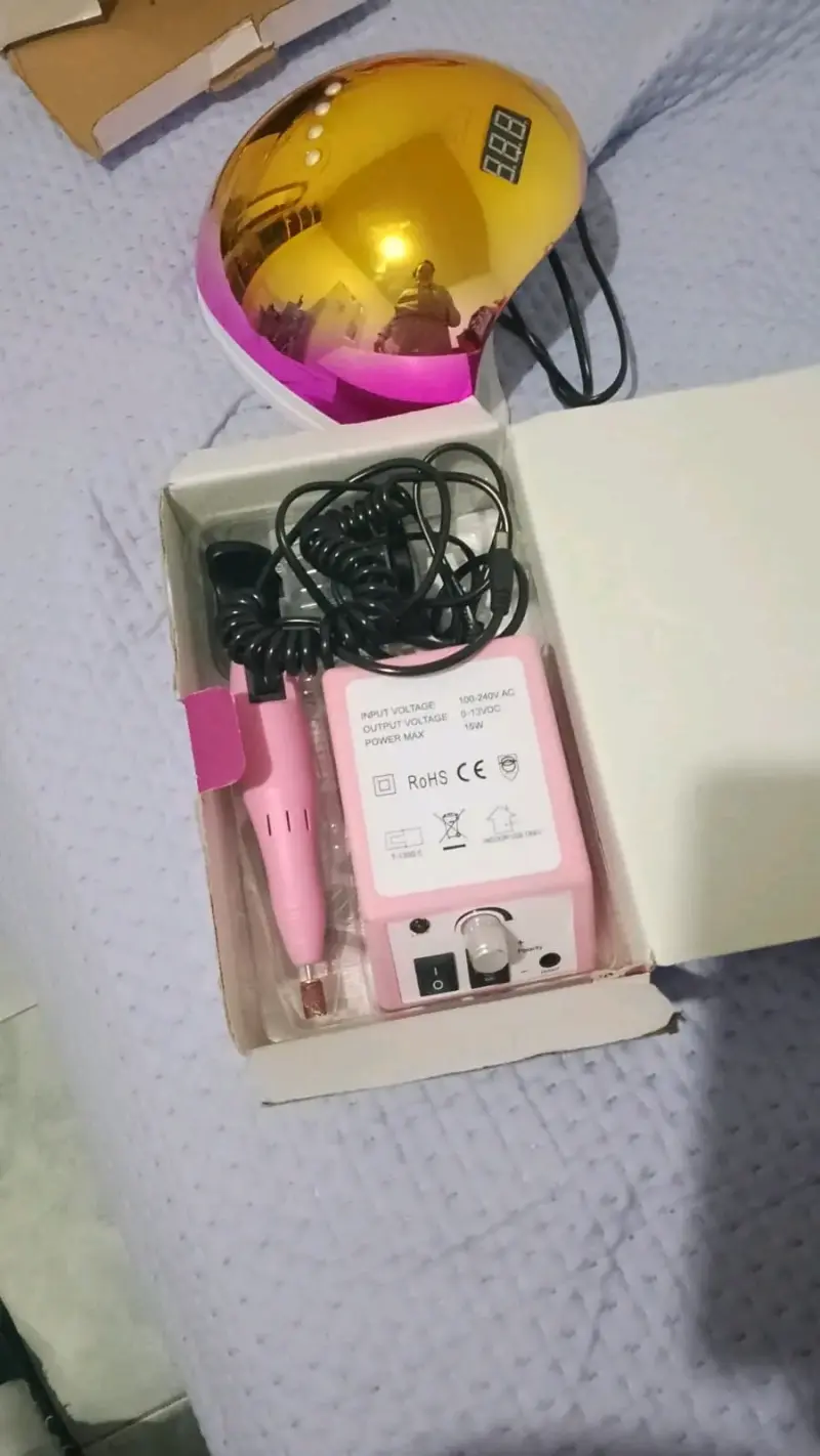 Set de manicura y pedicura con lámpara LED - 3