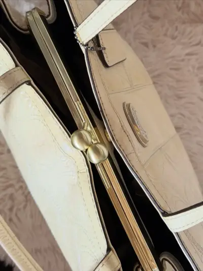 Coach vintage original en charol - miniatura 5