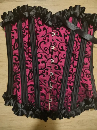 Corset negro y fucsia con diseño - miniatura 1