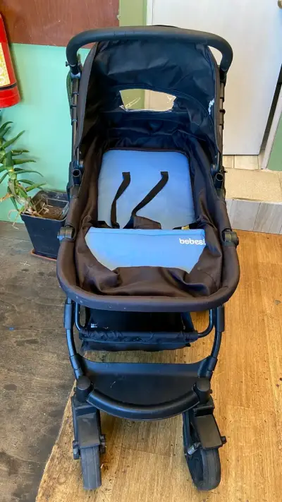 Coche para bebé Bebesit negro y silla para auto - miniatura 1