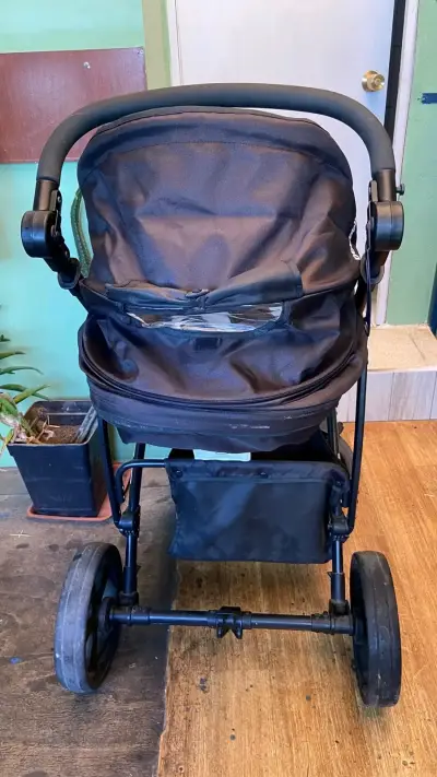 Coche para bebé Bebesit negro y silla para auto - miniatura 3