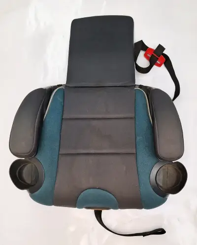 2 Sillas de auto Chicco gris azul valor por unidad - miniatura 4