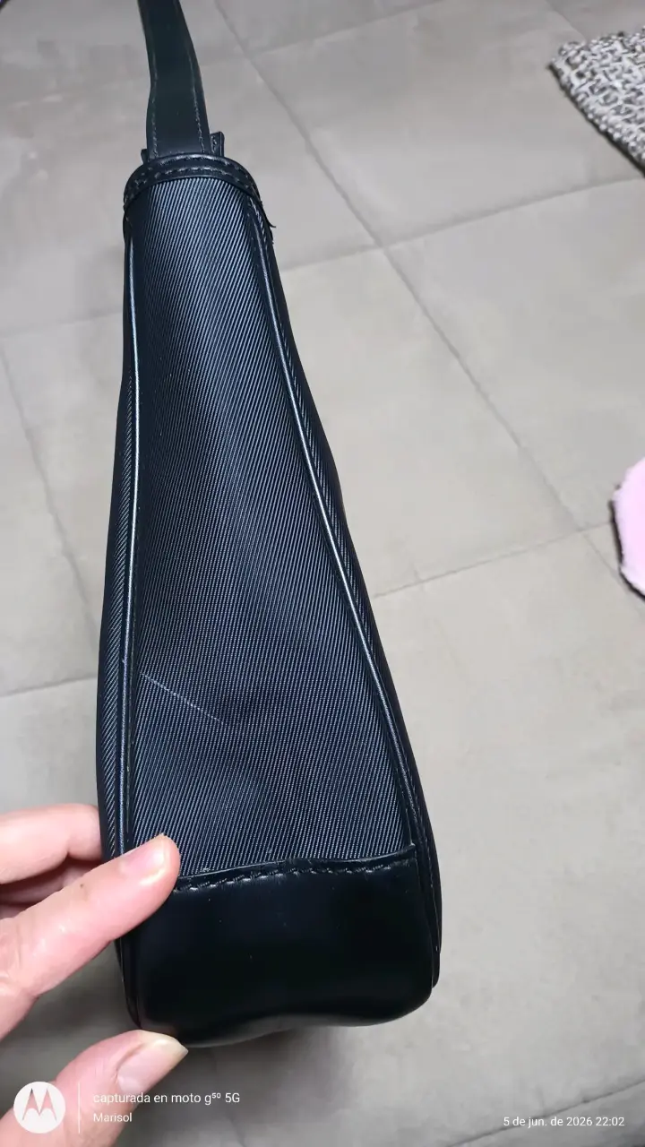 Cartera negra Tommy Hilfiger - 5