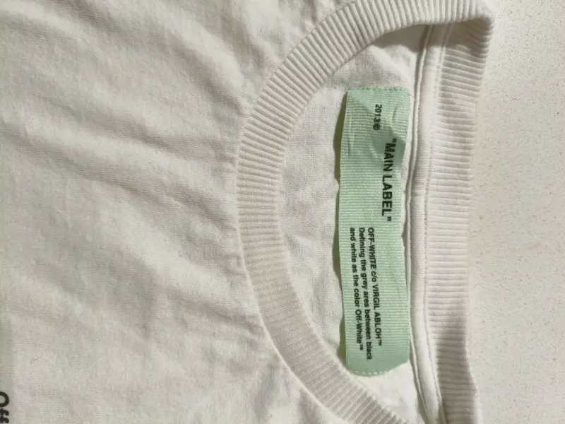 Polera Off-White original Jean Michel Basquiat - 5