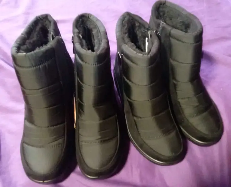 Botas negras acolchadas nuevas - 4