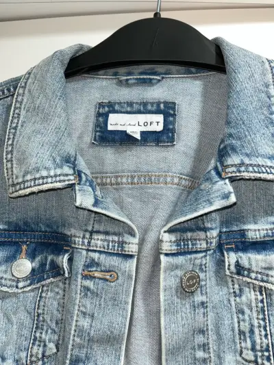 Chaqueta de mezclilla azul claro - miniatura 2