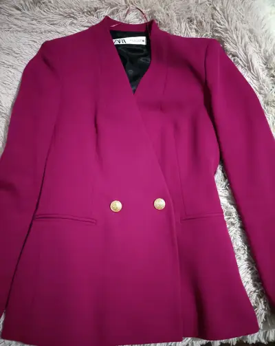 Blazer morado ZARA talla S - miniatura 1
