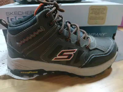 Botas Skechers Goodyear gris - miniatura 1