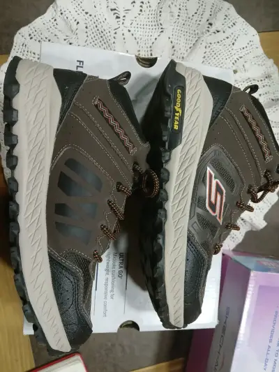 Botas Skechers Goodyear gris - miniatura 2