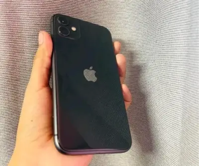 Teléfono inteligente con Face ID - miniatura 2