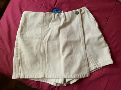 Falda short corta blanca talla 36 nueva - miniatura 1
