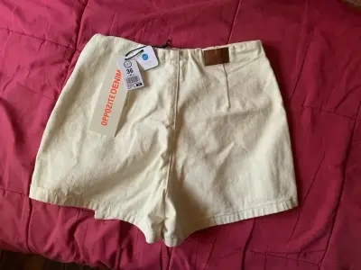 Falda short corta blanca talla 36 nueva - miniatura 2