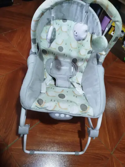 Silla mecedora para bebé gris - miniatura 3