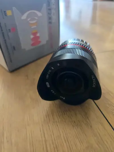 Lente ojo de pez Rokinon 8mm - miniatura 1