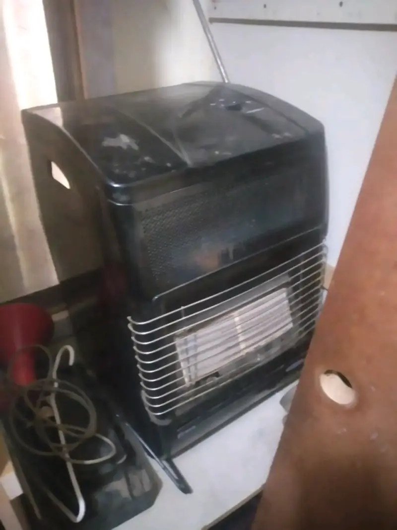 Estufa a gas usada - 1
