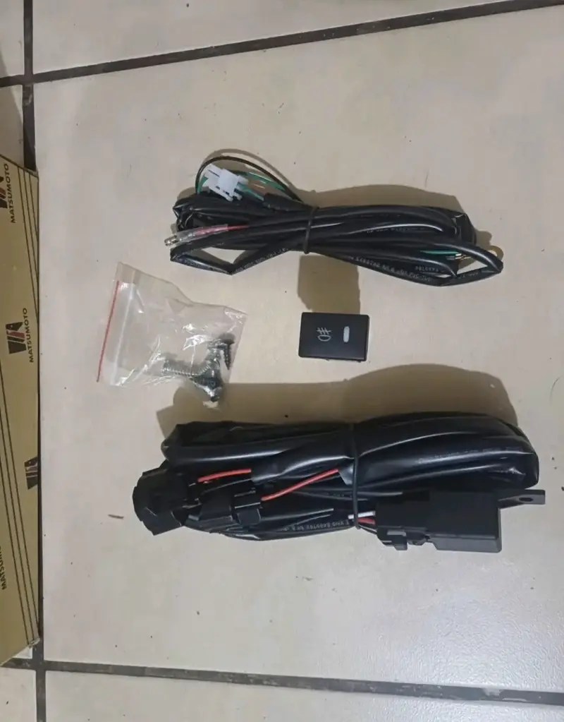Kit de luces antiniebla para mitsubishi l200 - 5
