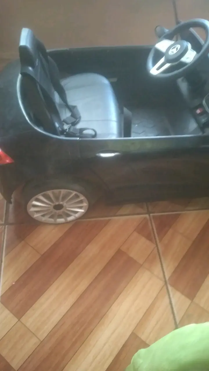 Auto eléctrico para niños negro - 2